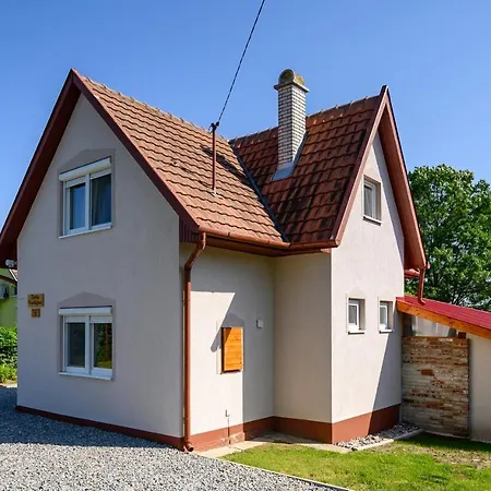 Dorka Vendeghaz Villa Gyomaendrod Exterior photo